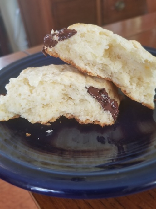 Today I made…Almond Scones with dark chocolate chips and mock Devonshire Cream…possibly the best scones I’ve made to date. Lightly crisp on the exterior, tender and flaky on the interior. I’d pat myself on the back, but my hands are too busy stuffing
