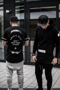 cocaine-nd-caviar:  Dope Streetwear Posts