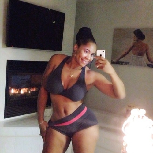 badbroads:  badbroads.tumblr.com TJ’s Bad Broads 