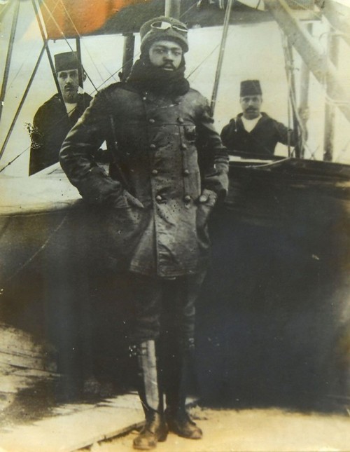 my-retro-vintage:First black pilot in history Ahmet Ali Çelikten, Ottoman Empire   1916 