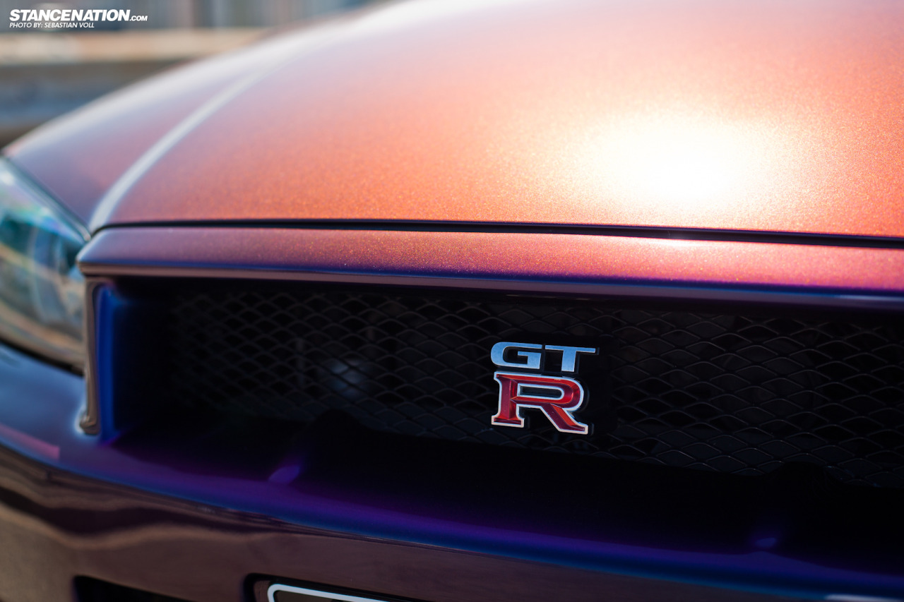 upyourexhaust:  Barely Legal // David’s Nissan Skyline R34 GTR. by StanceNation