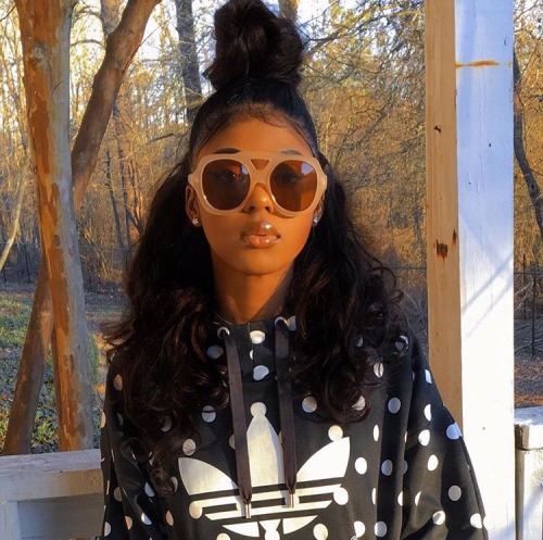 bombshellssonly:  @shakyra.kakes