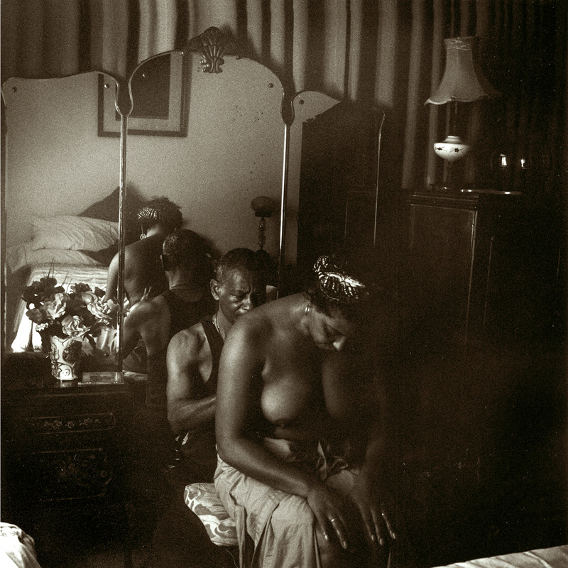 lostinurbanism: The Healer // Carrie Mae Weems 
