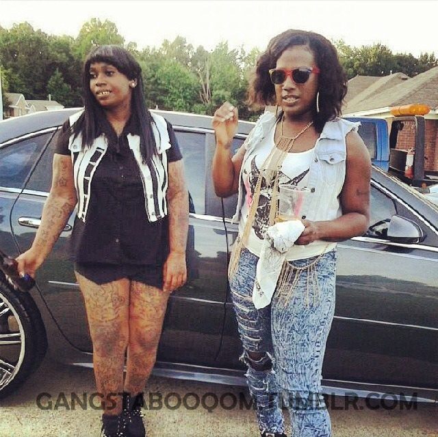 gangstabooqom:  Gangsta Boo &amp; La Chat on set of the Buss It - video shoot