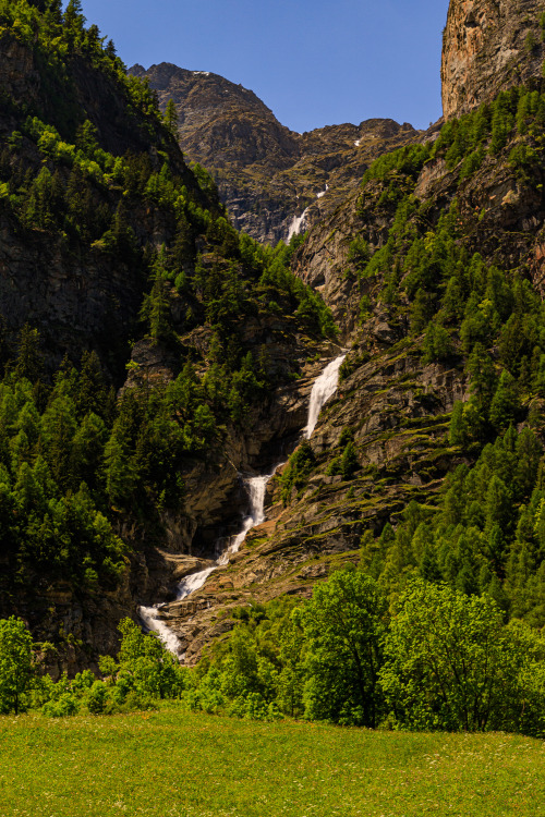  Waterfalls of the AHR 2/?- Alpine Haute Route, June 2021photo by: nature-hiking