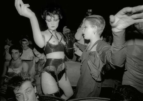 Porn Siouxsie Sioux and Debbie Juvenile at ‘Screen photos