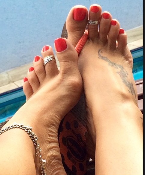 lovestoesandsoles: Karin Klemp.