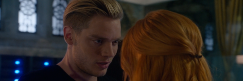 clace 1x08 parte 2/2credit to @lightwoodsxz