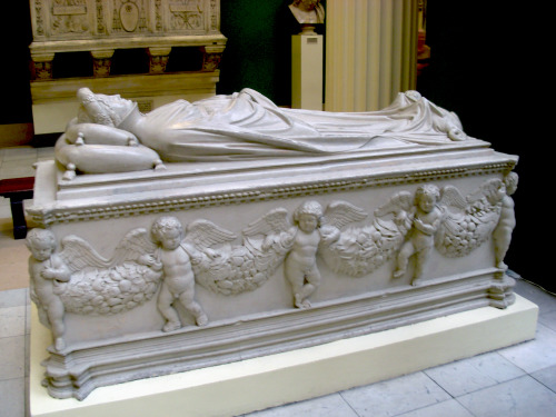 Tomb and monument of Ilaria Del Carretto by Jacopo della Quercia, 1408-c. 1413