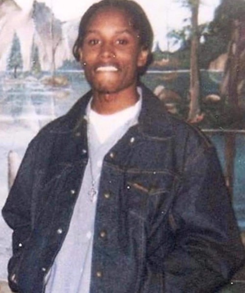 King Von’s Daddy Was Fine As Hell.. Like Wow.
