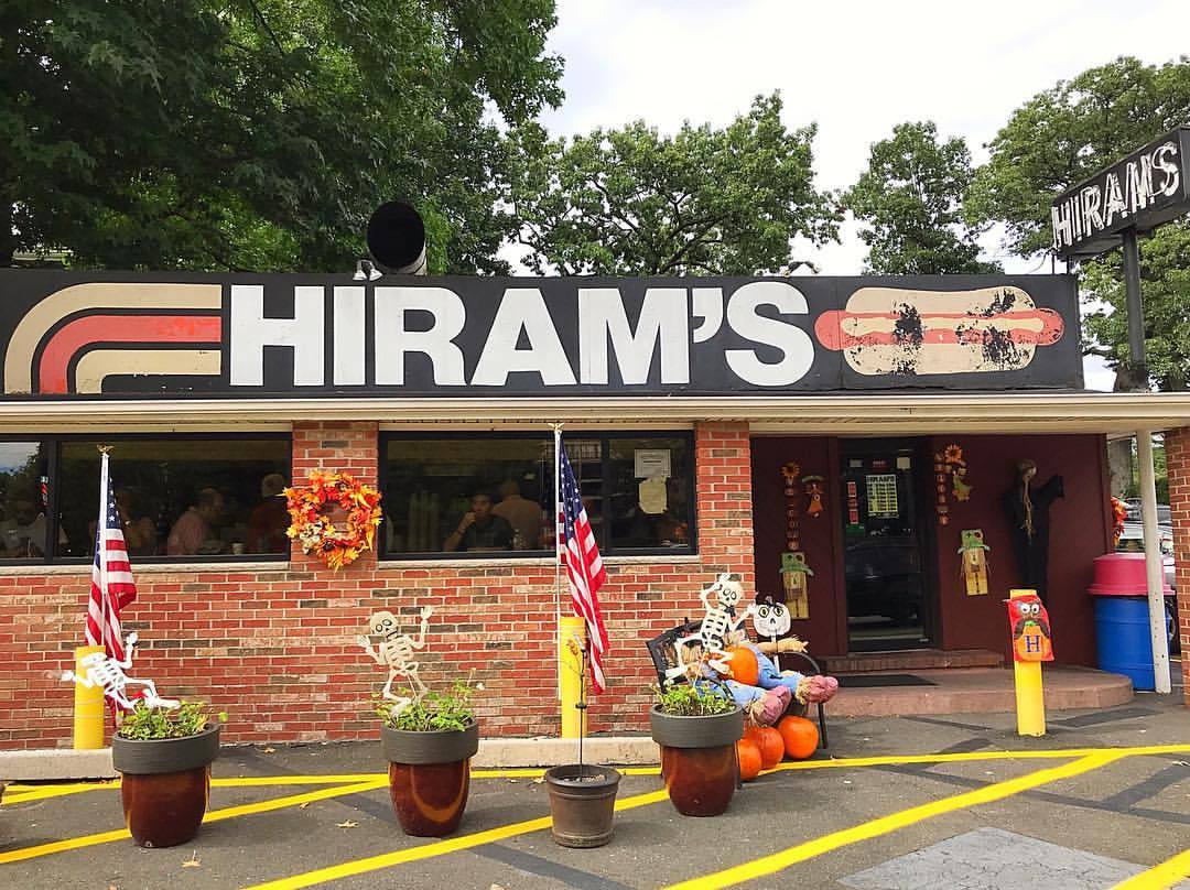 Hiram's Hot Dogs and Tracing the Steps of Anthony Bourdain on