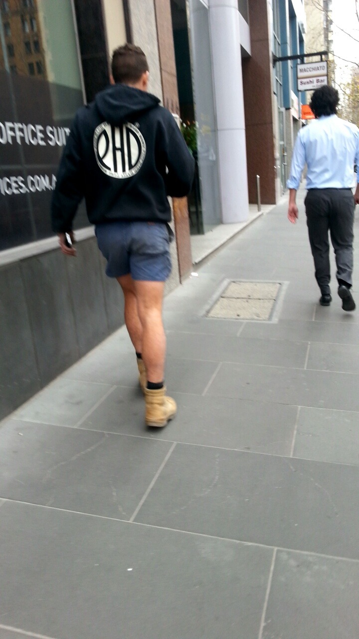 brunswickbloke:  Hot Melbourne tradieâ€¦
