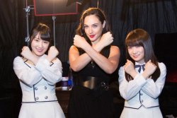 mochichan00:  Trending idols of girls Nogizaka46 appointed as ambassadors for Wonder Woman press promotions in Japan   interviewing Gal Gadot  Official image song will be sung by Nogizaka46. The image song “女は1人じゃ眠れない” will also