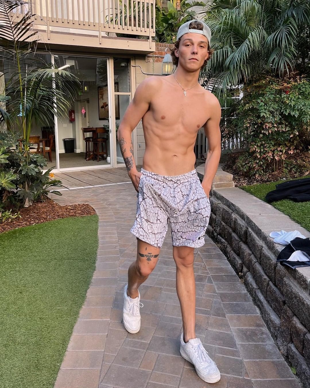 2c7f022efee7f1ac58564d13f33a9a4977efb4cf