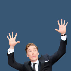 i-just-khant:  Benedict photobombing your