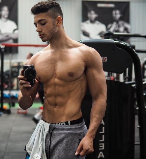tripltap:  Gymspiration with Kyle Mullen  http://www.facebook.com/tripltap