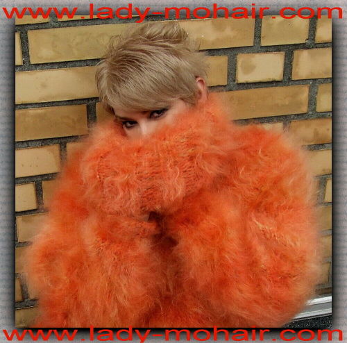 mohair-heaven: Langhaar LUXUS Mohair FUZZY SWEATER PULLOVER gelb-orange M-L