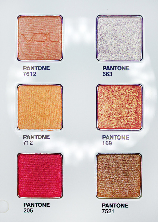 tahreza:  6ium:  VDL PANTONE EXPERT COLOR EYE BOOK 6.4 x  now THIS palette is something