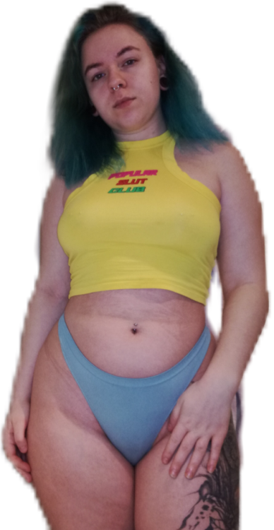 gaming-pawg:  Haven’t been posting for awhile so enjoy these curvessSsSSs