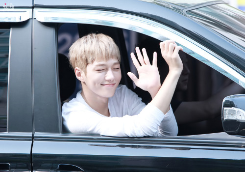 haneuljinki: 140720 After SBS Inkigayo  cr:애정의주인 Please take out with full credits. Do not edit/crop/remove watermark.