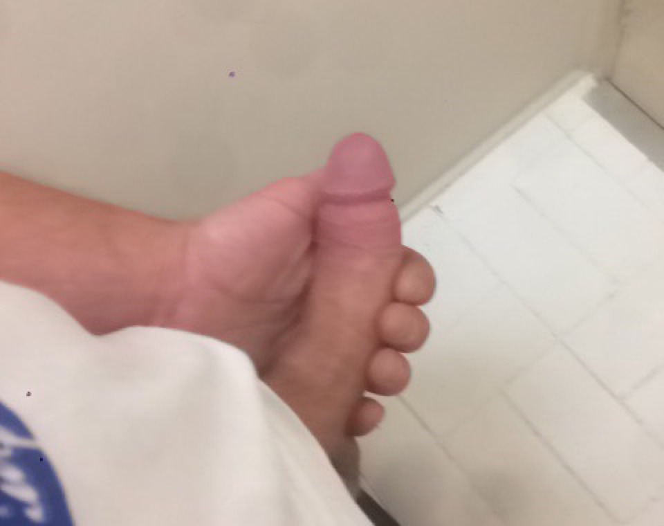 dirtyaussiebloke69:  Any takers?
