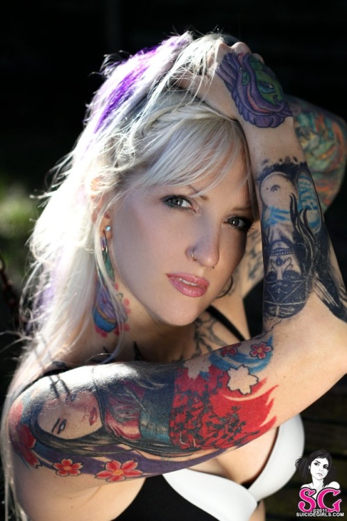 altmodelgirlcrush2: Celadon Suicide@suicidegirls