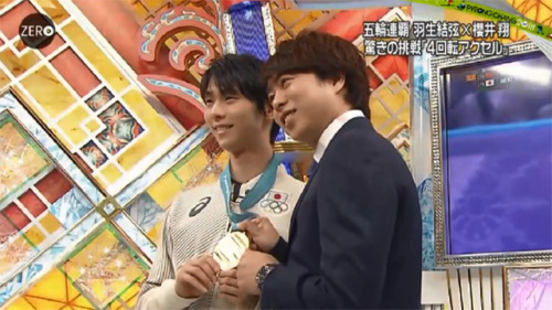 satonaka-shizuru: After the interview, Hanyu asked if he could take a photo with Sho-kun since they 