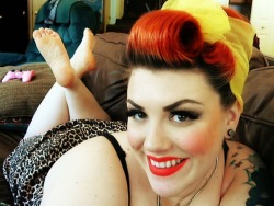 herladyorchid:  Hot Pin-Up summer.   So sexy