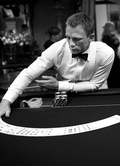 timothyolyphant:DANIEL CRAIG as James Bond// ph. Greg Williams