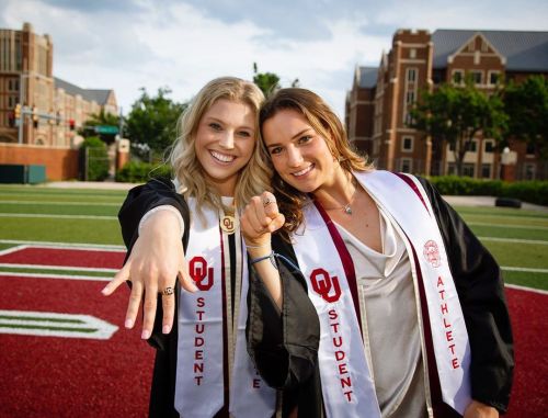 Congratulations Sooners! Stay in touch @evyschoepfer @anastasia167 #sooners #graduation #studentathl