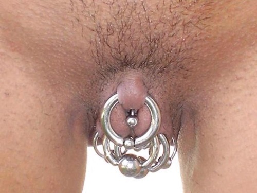 Sex vaginalchastity:With her pussy locked closed pictures