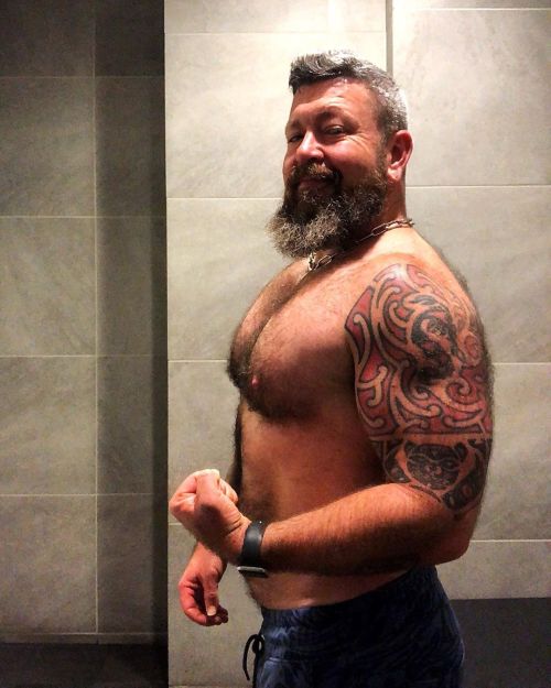 Mitty Monday #gymlife #mitties #chesticles #chestday #workout #gaylifter #inkedandbearded #musclebea