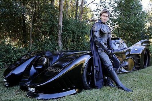 roguevsrogue:  ‘This guy [Zac Mihajlovi from Australia] built a 1989 Batmobile