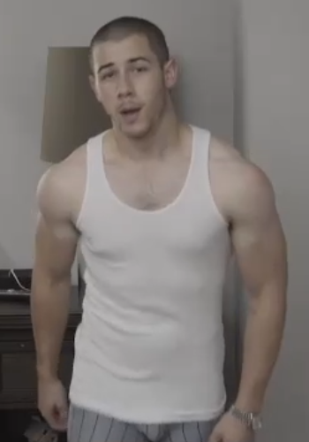 hotfamous-men:  Nick Jonas