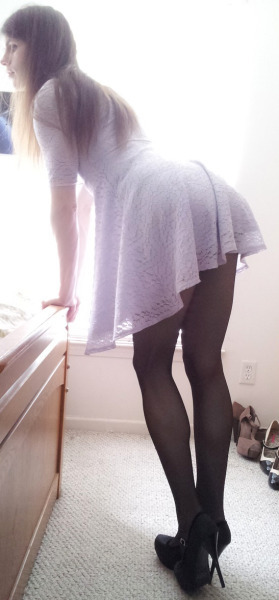 felinassecret:Reaching out to flip that skirt up…