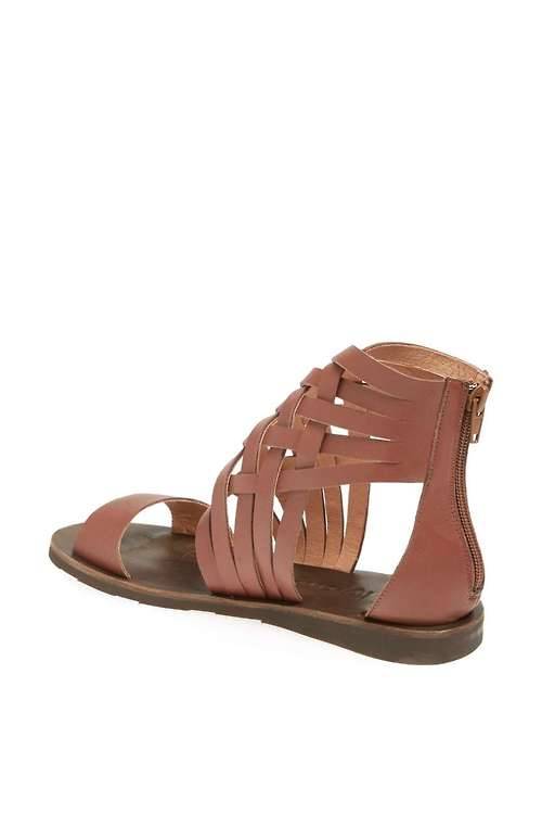 High Heels Blog wedgeswedgeswedges: Rizza Platform Wedge SandalSearch for more… via Tumblr