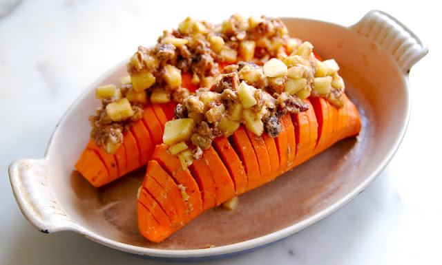 beautifulpicturesofhealthyfood:  Stuffed Hasselback sweet potatoes…RECIPE 