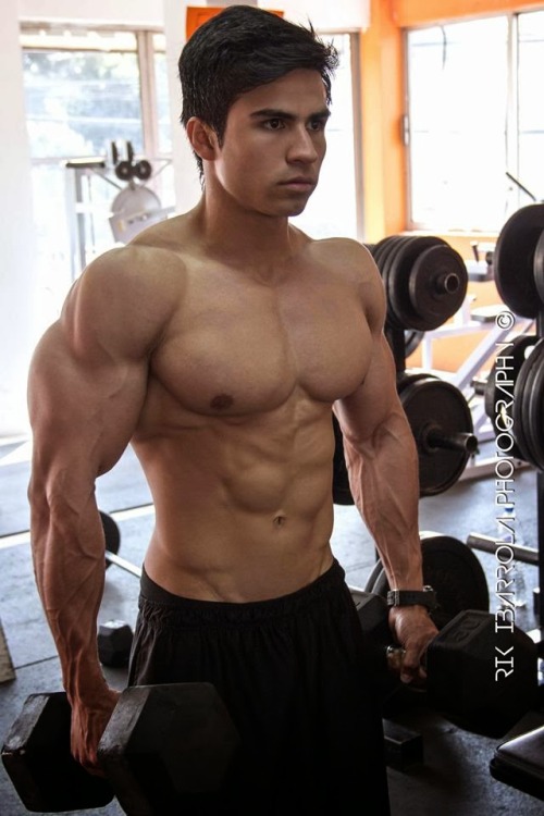 myfavouriteguysblog:  Ismael Martinez, bodybuilder 