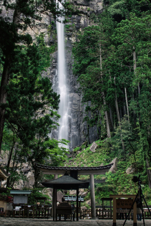inefekt69: Nachi Falls - Wakayama, Japan