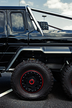 sssz-photo:  BRABUS 6x6 700 