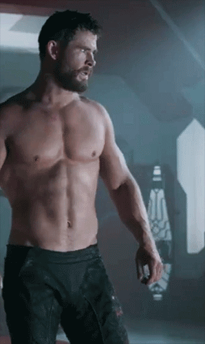Chris Hemsworth Bulge and Sexy Scenes adult photos