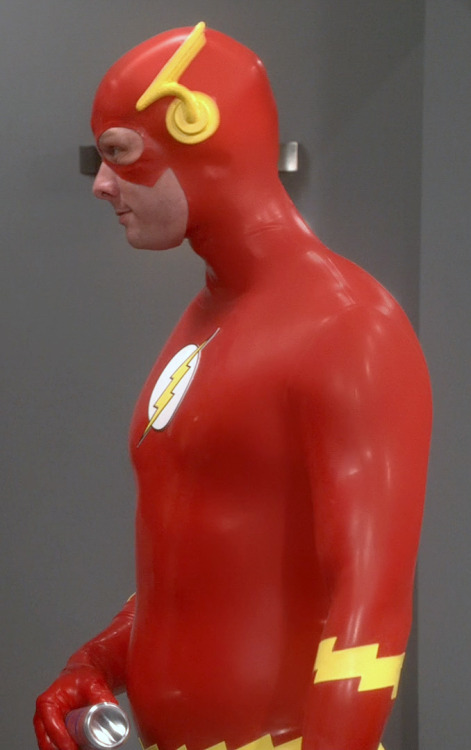 chispandexjock: Brandon Jones as a latex-covered Flash on The Big Bang Theory