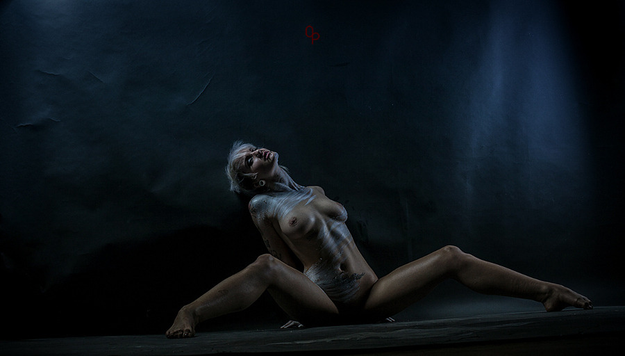 popularnude:doo by oliverplayford , via http://ift.tt/1EDsuWo