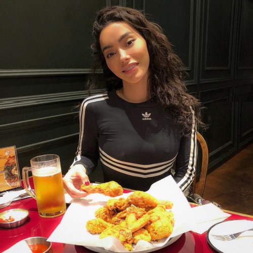 instagramodels:  @adrianneho: When in Seoul… 🤷🏻‍♀️🍺🍗🤤🇰🇷
