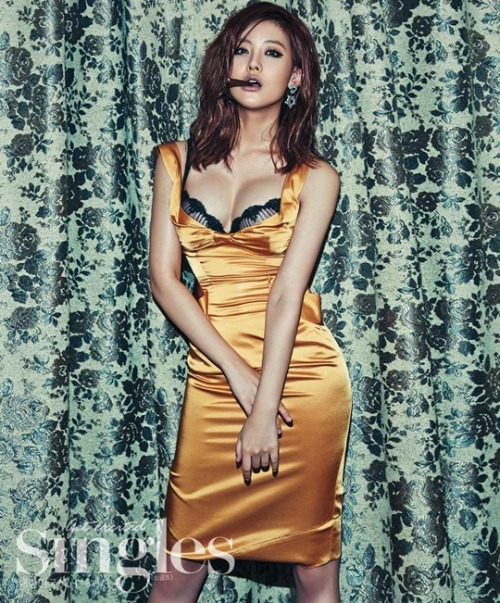 kmagazinelovers: Oh Yeon Seo - Singles Magazine July Issue ‘13