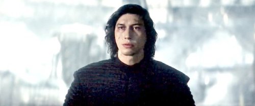 swolo-ren: Not to be that bitch™️ but Kylo was looking like a five-course meal in TLJ,  Bon Appétit 