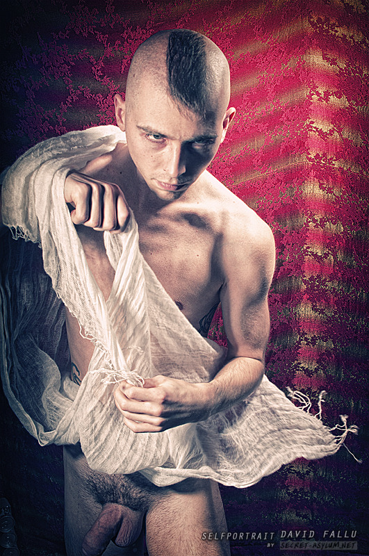 ianthetall:  David Fallu (self portraits) modelmayhem - secret-asylum - deviantart