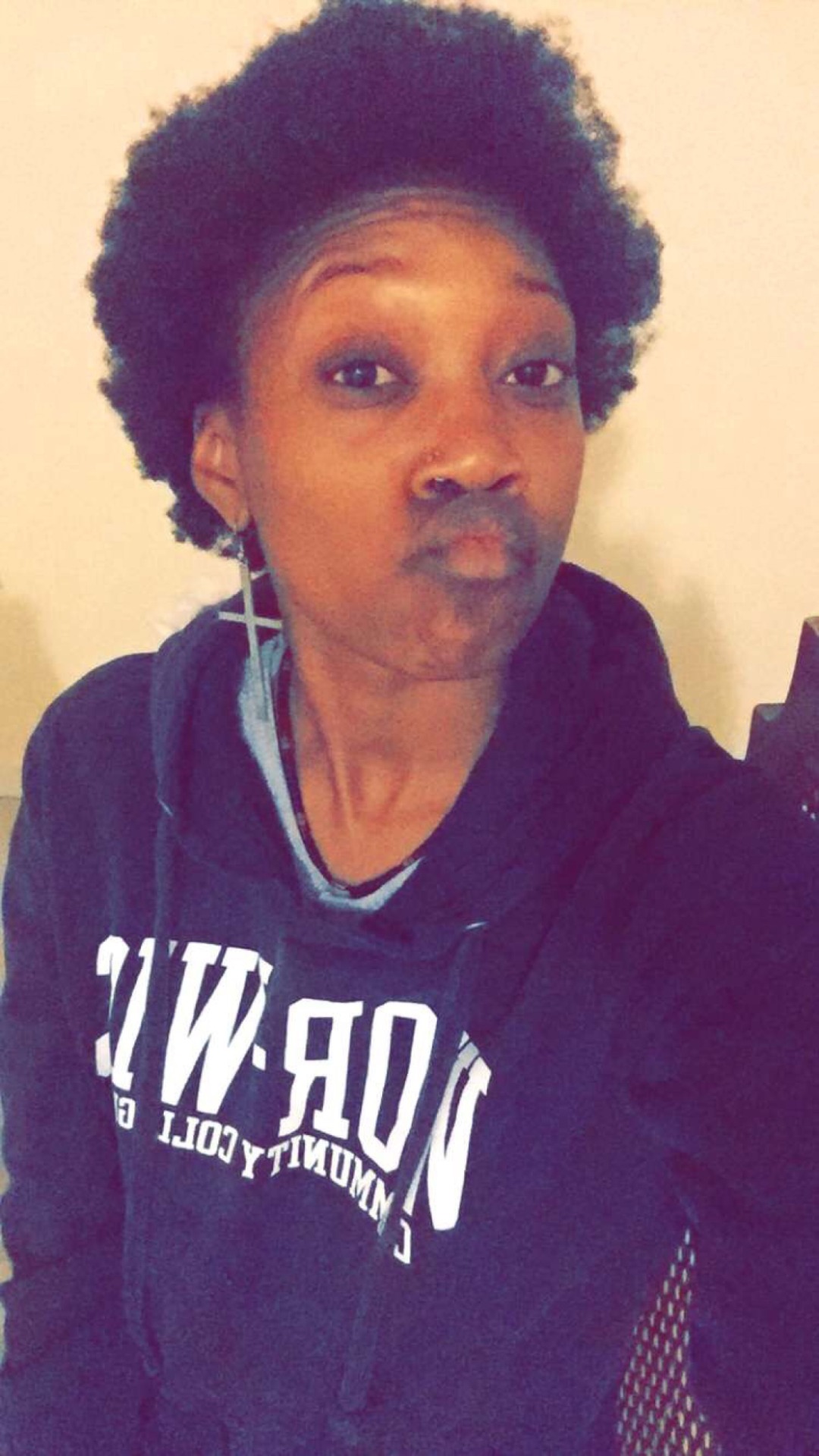 unbreakablechamaican:  Mini fro appreciation. Happy blackout💕