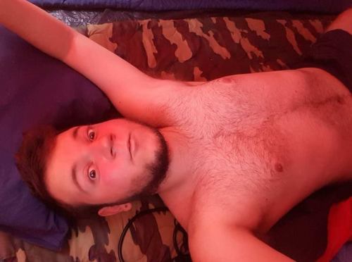 damncubgrrr:I went camping! :D