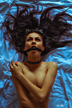 enjoyyouragony:  untitledrubbish:  *** by roman_smirnov   Women. BDSM. Pleasure. Agony. Ecstasy!